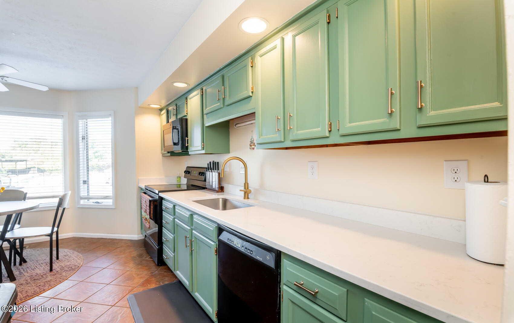6406 Marina Drive Prospect, KY 40059 - Photo 12 of 52 MRD-117