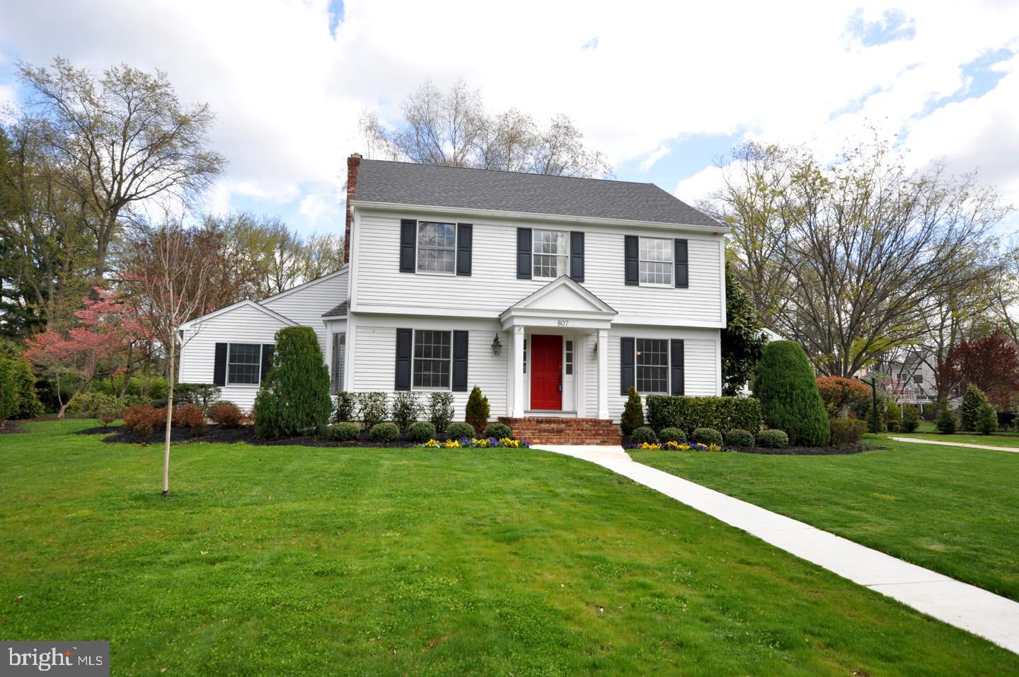 807 Fernwood Road Moorestown, NJ 08057 - Photo 5 of 51 Just waiting for you