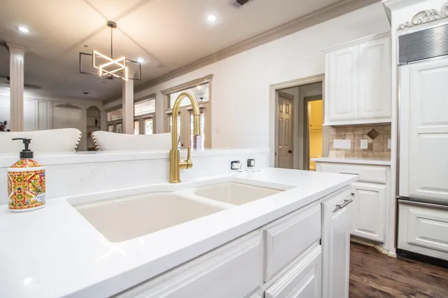 $990,000 | 5204 County Road 1440, Lubbock, TX 79407