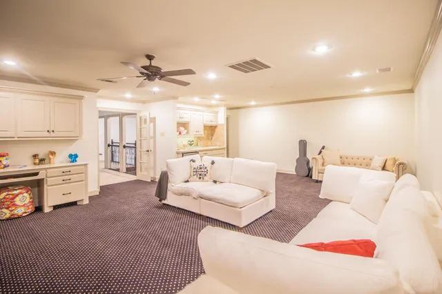 $990,000 | 5204 County Road 1440, Lubbock, TX 79407