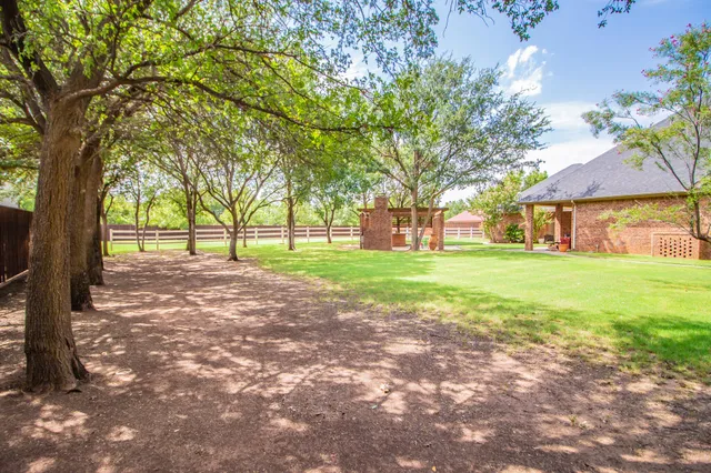 $990,000 | 5204 County Road 1440, Lubbock, TX 79407