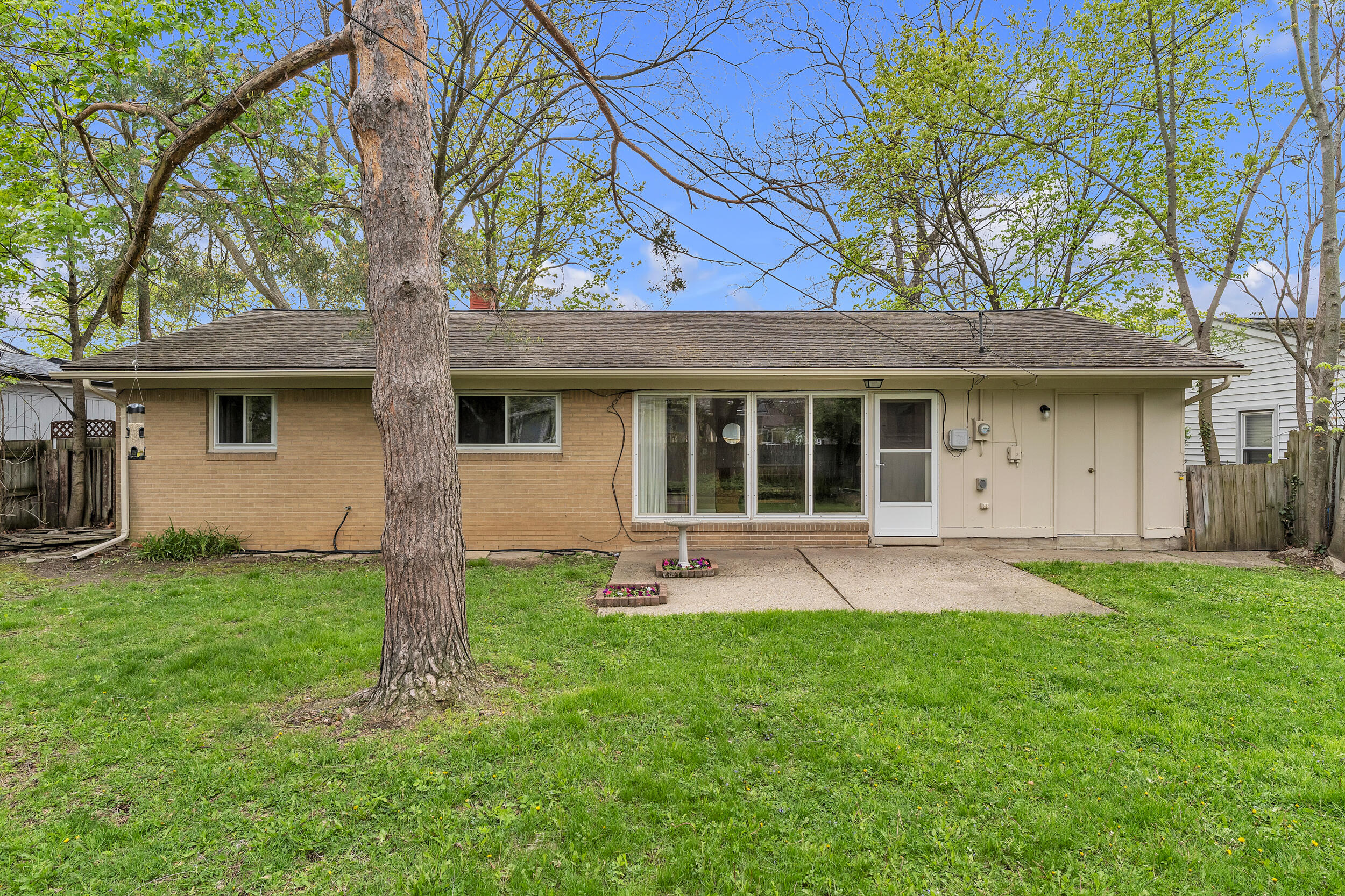 1114 North Maple Road Ann Arbor, MI 48103 - Photo 26 of 32 maple-36