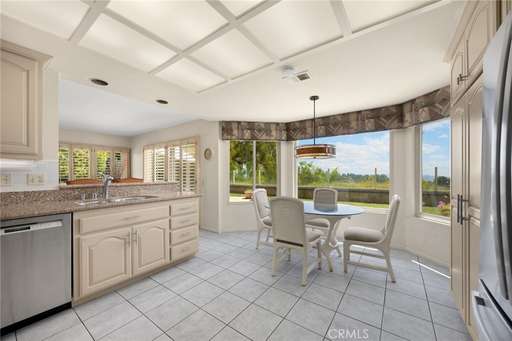 20935 Timber Ridge Road Yorba Linda, CA 92886 - Photo 9 of 40 Gallery Image 9