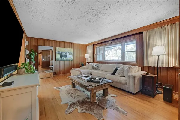 $629,000 | 3600 West 50th Terrace, Roeland Park, KS 66205