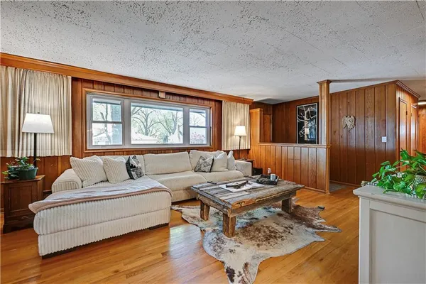 $629,000 | 3600 West 50th Terrace, Roeland Park, KS 66205