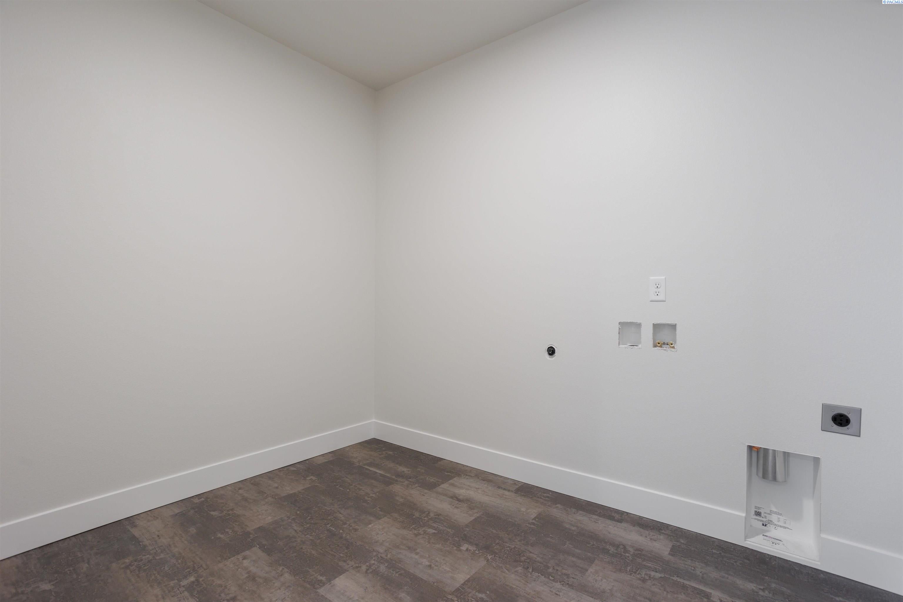 4865 South Reed Street Kennewick, WA 99337 - Photo 35 of 42 Gallery Image 35