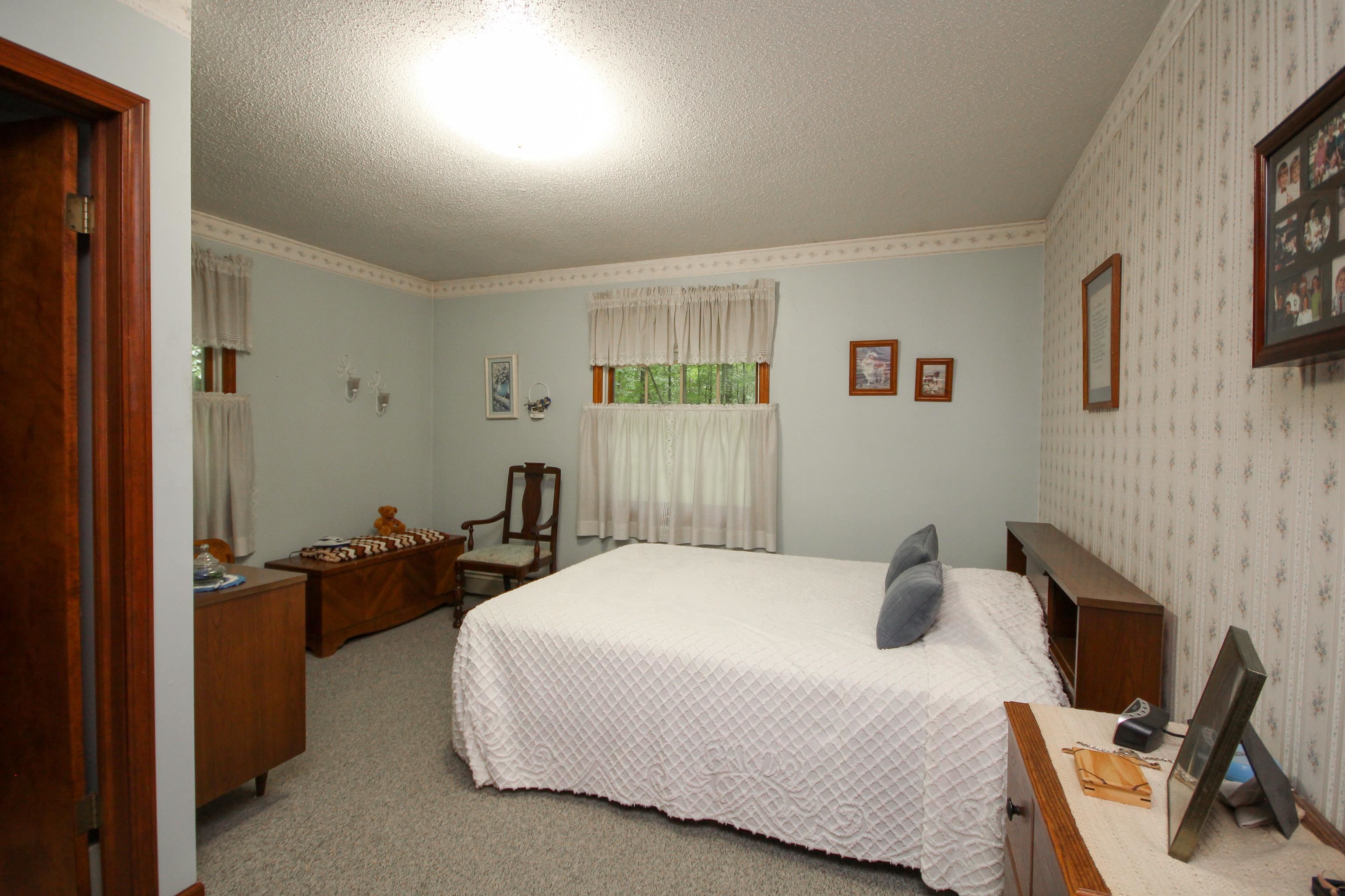3380 South Genuine Road Mount Pleasant, MI 48858 - Photo 17 of 46 1902521-16.JPG