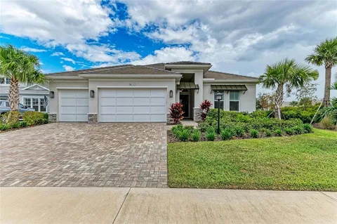 front view of house with a yard