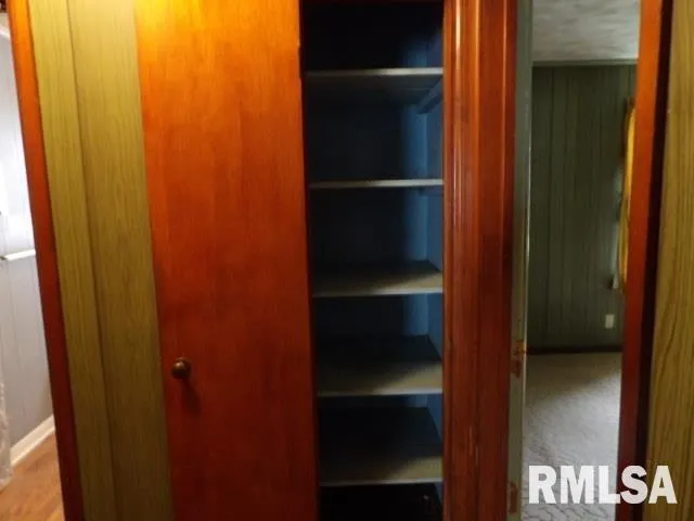 $55,000 | 1111 South Roosevelt Street, Harrisburg, IL 62946