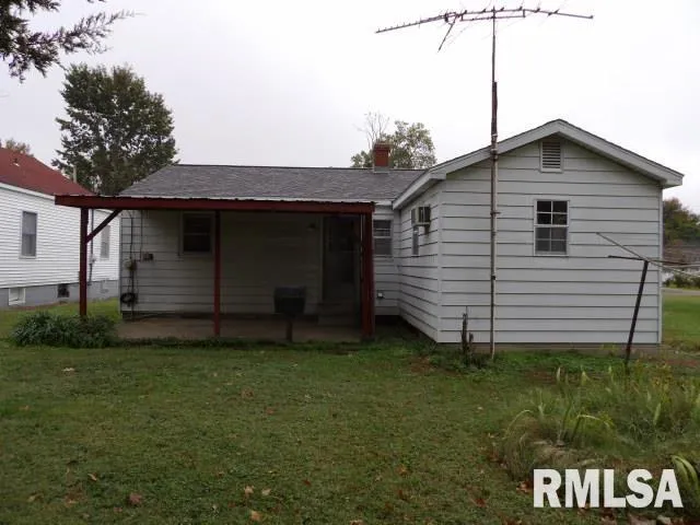 $55,000 | 1111 South Roosevelt Street, Harrisburg, IL 62946