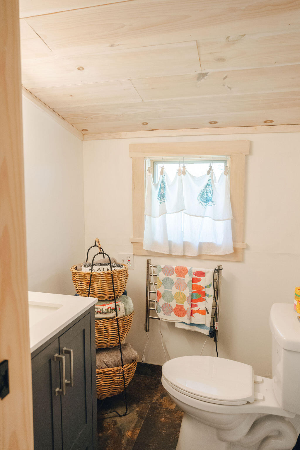 128 Crowley Island Road Gouldsboro, ME 04624 - Photo 28 of 38 2nd Fl bath