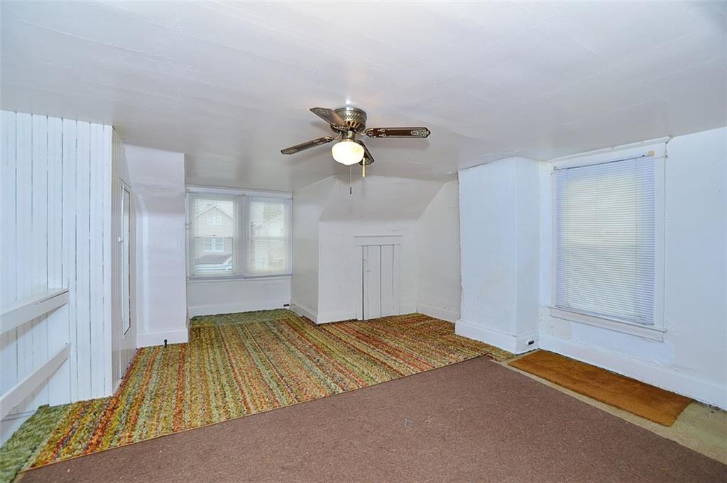 1514 Poplar Street McKees Rocks, PA 15136 - Photo 11 of 15 3rd Floor