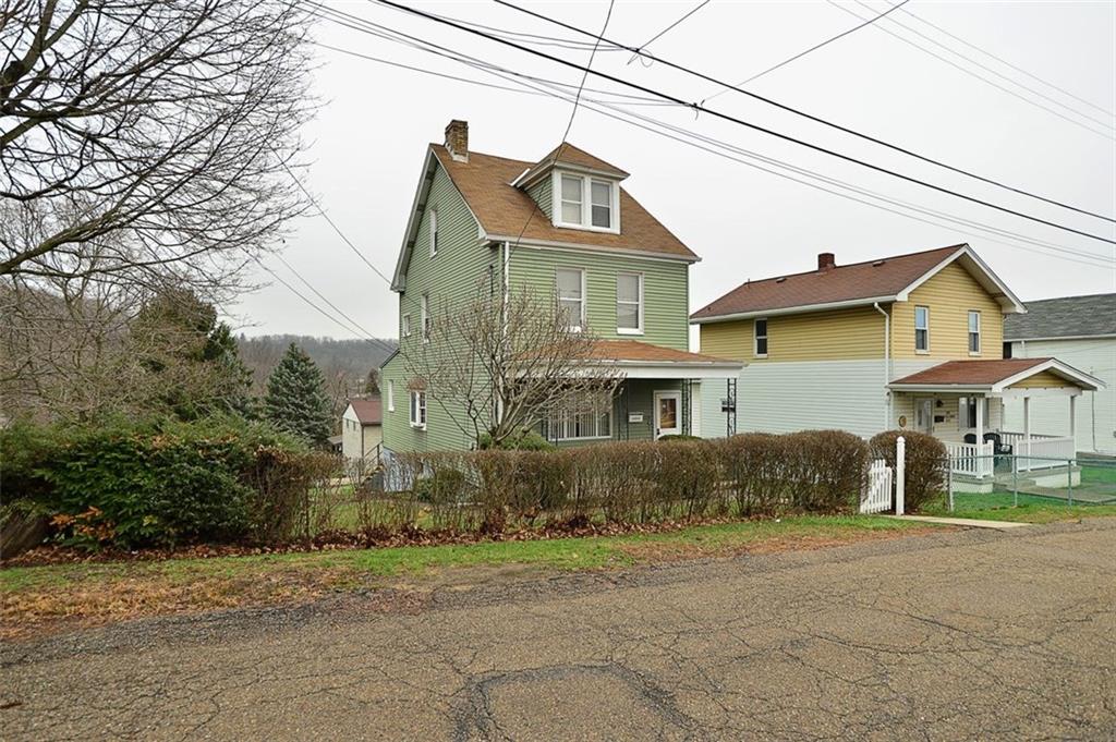 1514 Poplar Street McKees Rocks, PA 15136 - Photo 15 of 15 Exterior Front