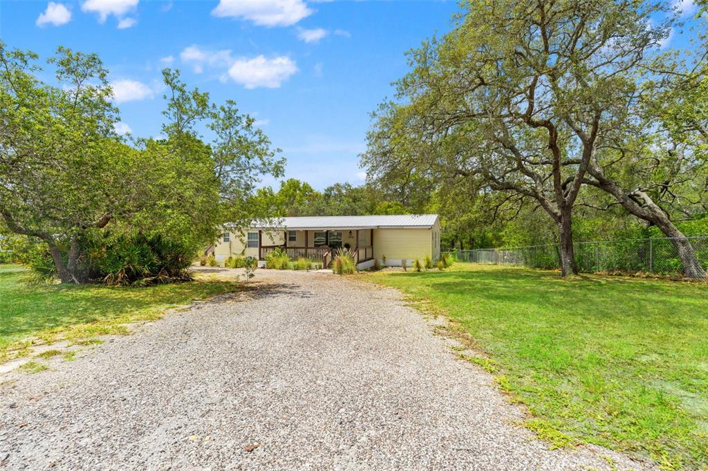7876 Ridge Road Weeki Wachee, FL 34613 - Photo 33 of 54
