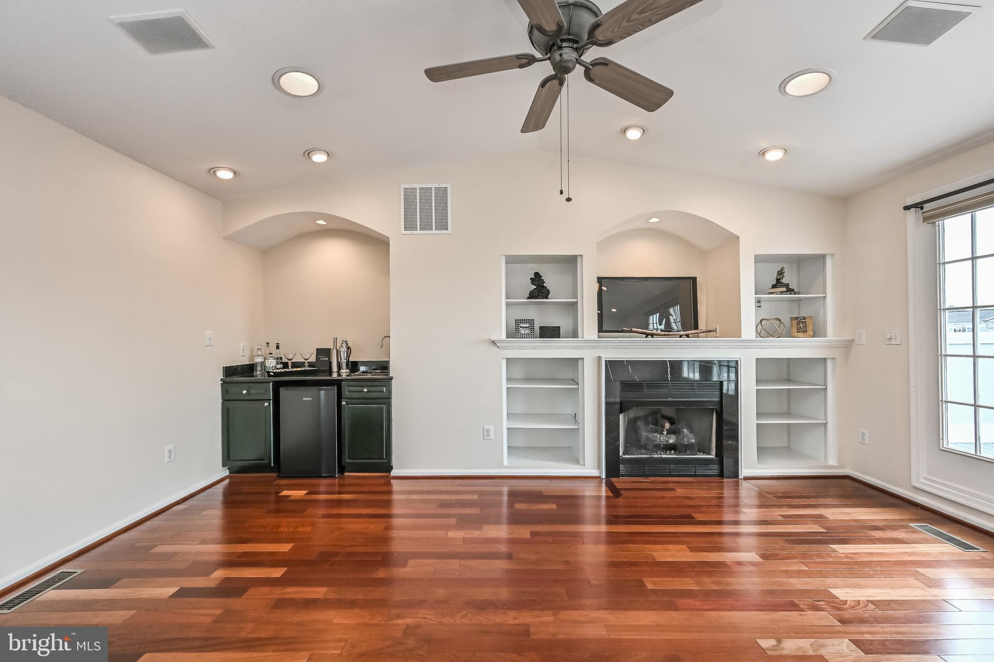 12195 Chancery Station Circle Reston, VA 20190 - Photo 23 of 34