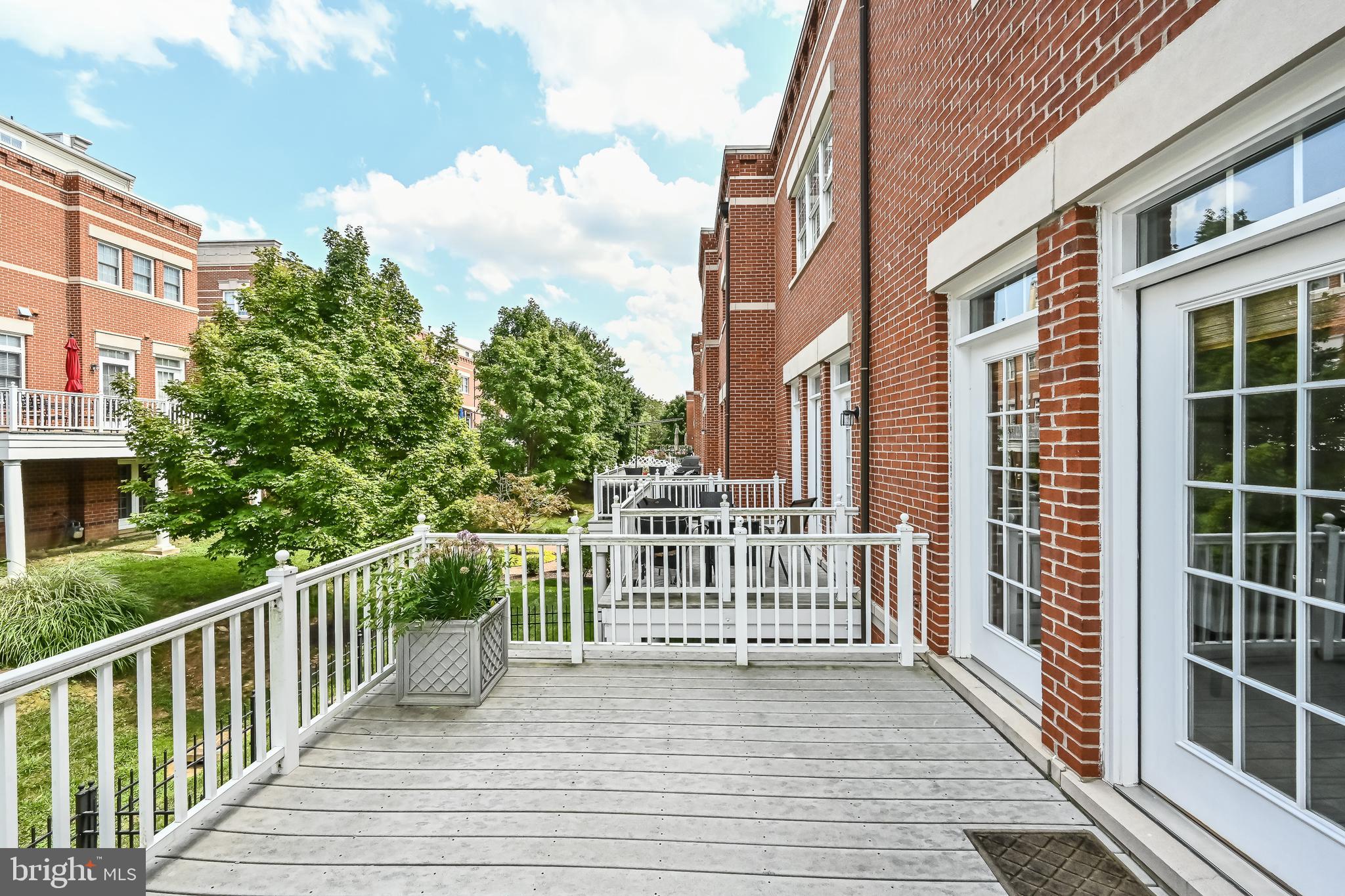 12195 Chancery Station Circle Reston, VA 20190 - Photo 28 of 34