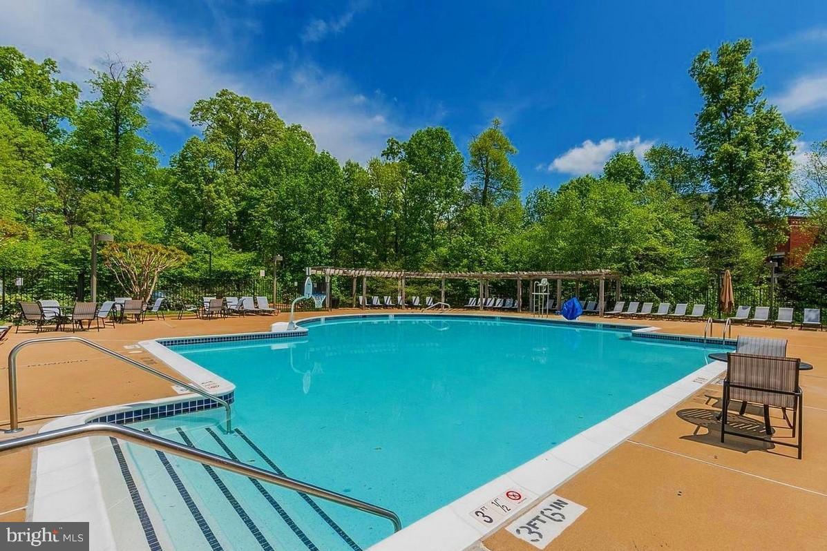 12195 Chancery Station Circle Reston, VA 20190 - Photo 33 of 34