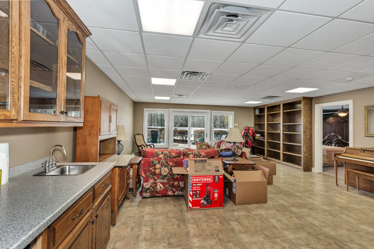 18789 Wells Road Athens, AL 35613 - Photo 24 of 40 a very nice looking room with a large window