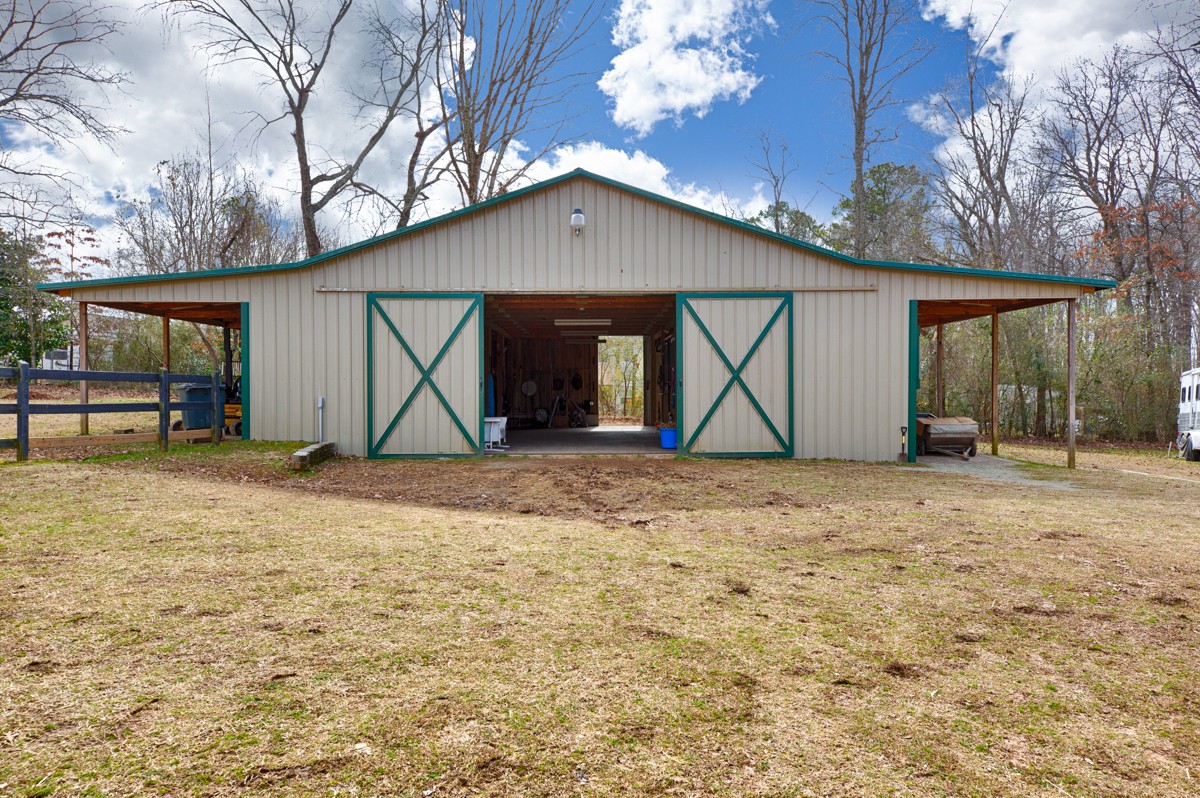 18789 Wells Road Athens, AL 35613 - Photo 31 of 40 a view of outdoor space yard and garage