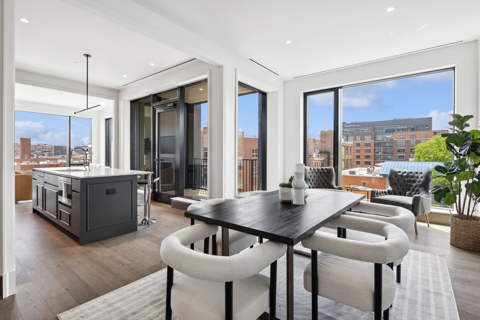 21 North May Street, Unit 506 Chicago, IL 60607 - Photo 2 of 55