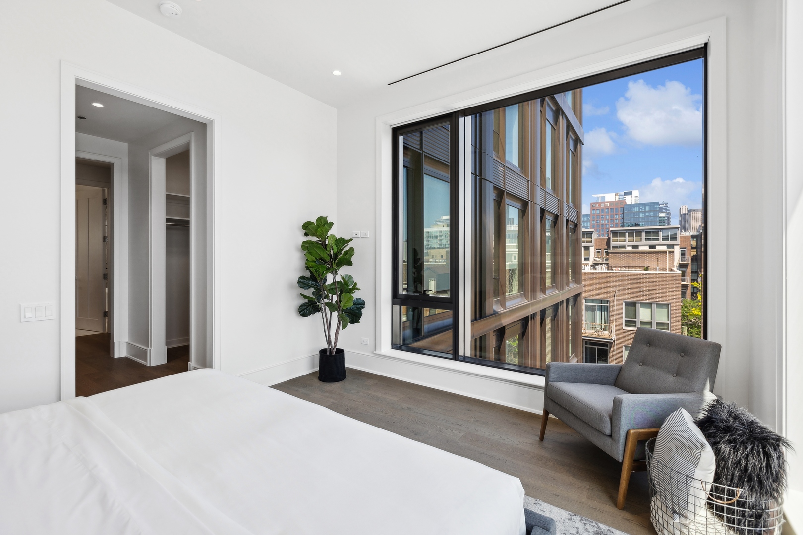 21 North May Street, Unit 506 Chicago, IL 60607 - Photo 32 of 55