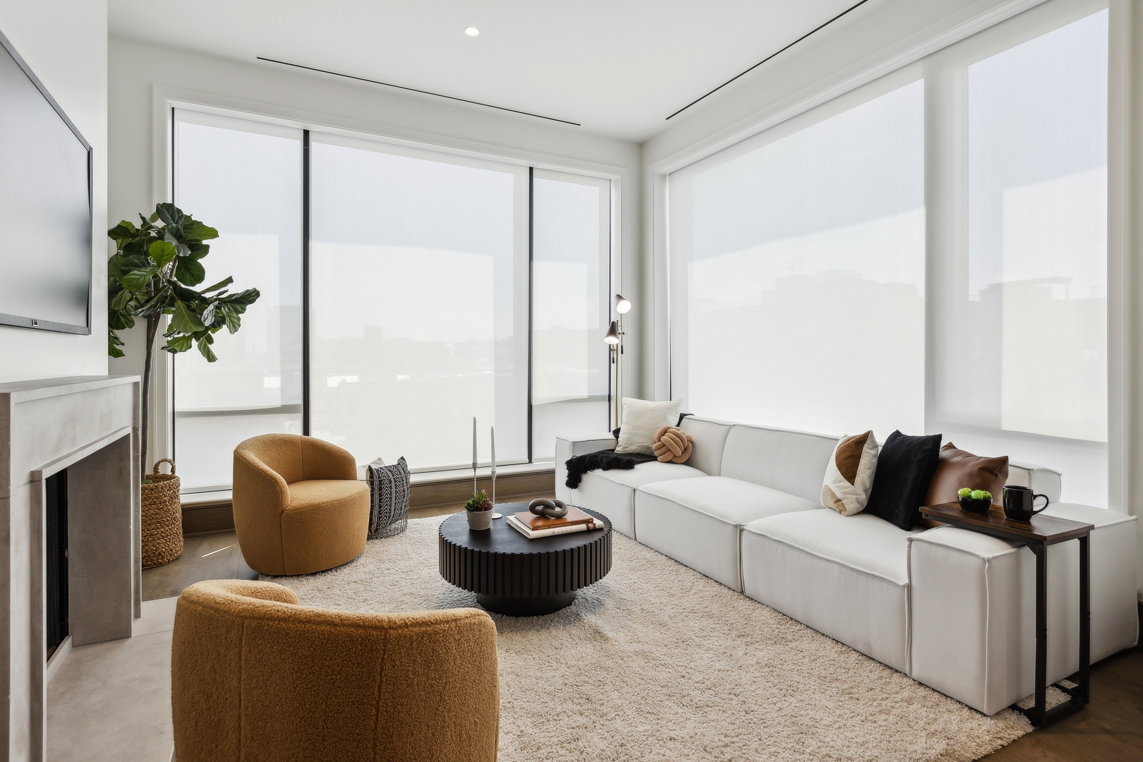 21 North May Street, Unit 506 Chicago, IL 60607 - Photo 7 of 55