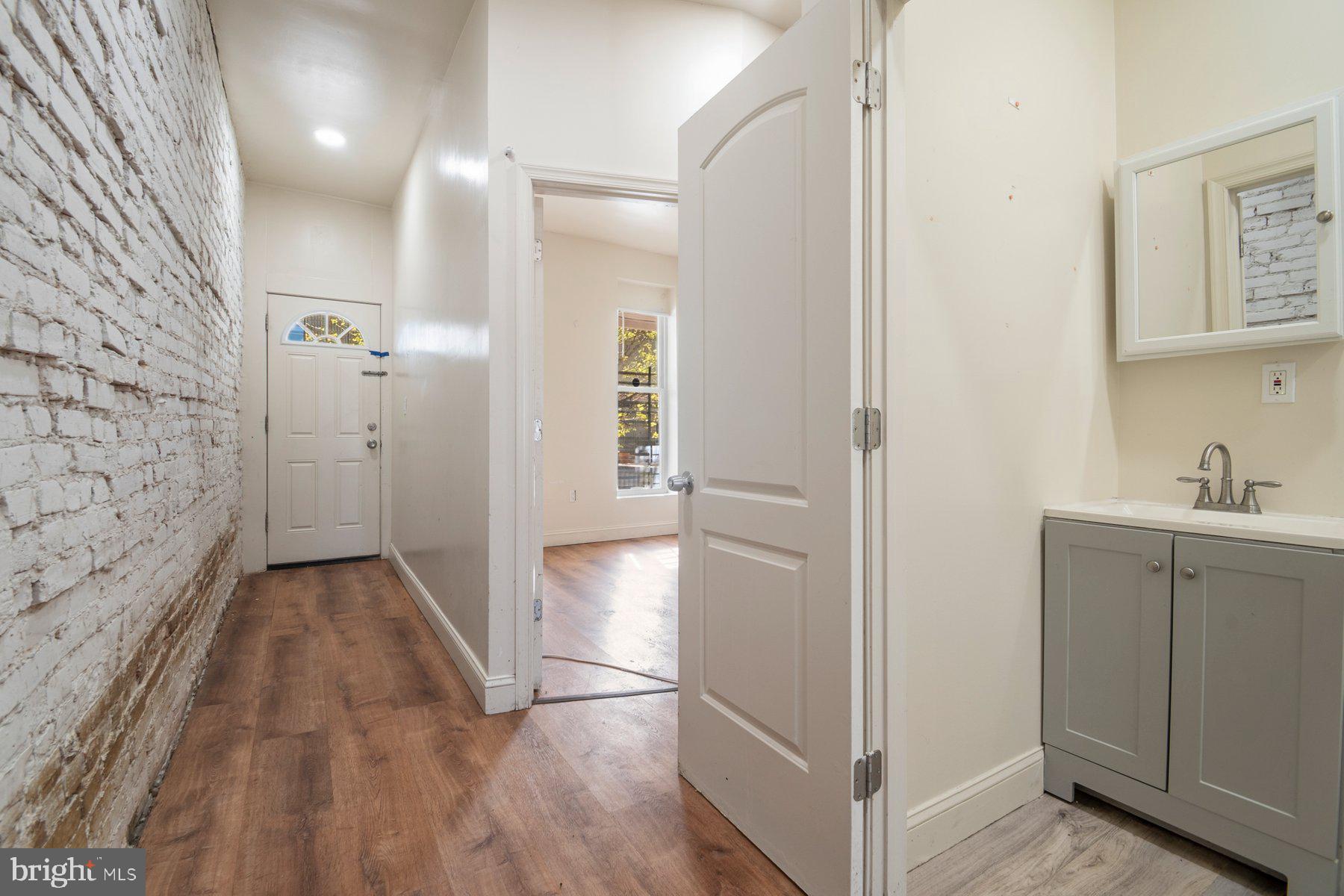 322 South Pulaski Street Baltimore, MD 21223 - Photo 5 of 28 a view of bathroom with shower