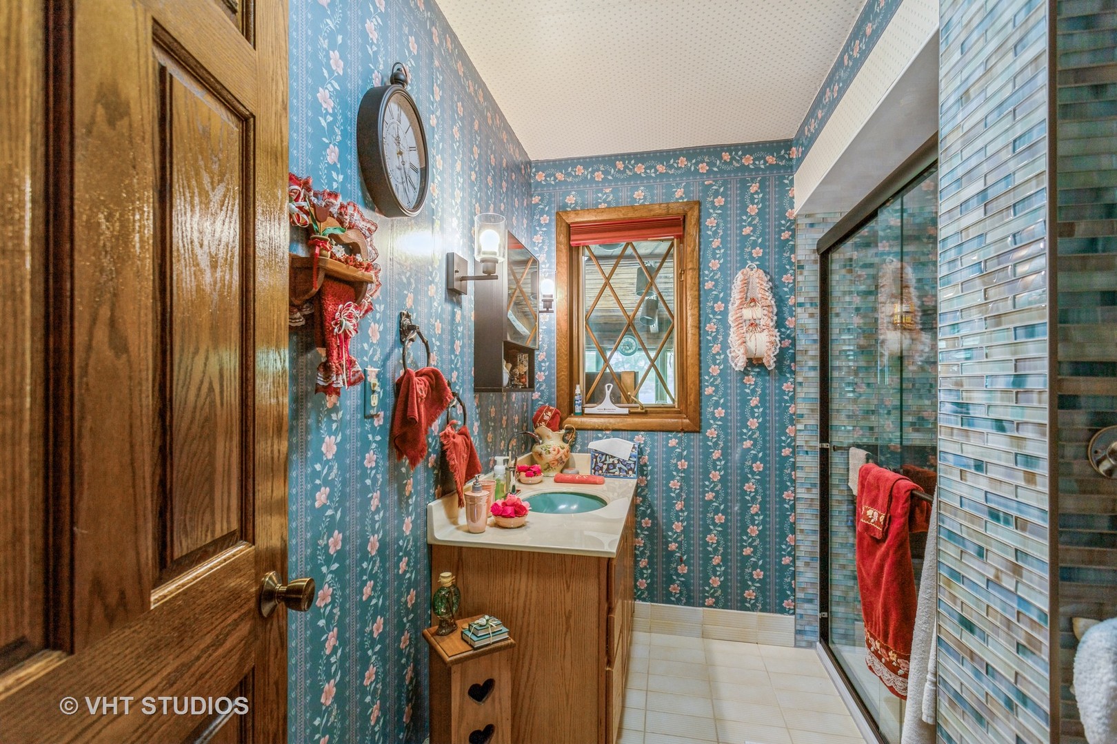 14119 West Maple Road Mokena, IL 60448 - Photo 20 of 47 a utility room with dryer and washer