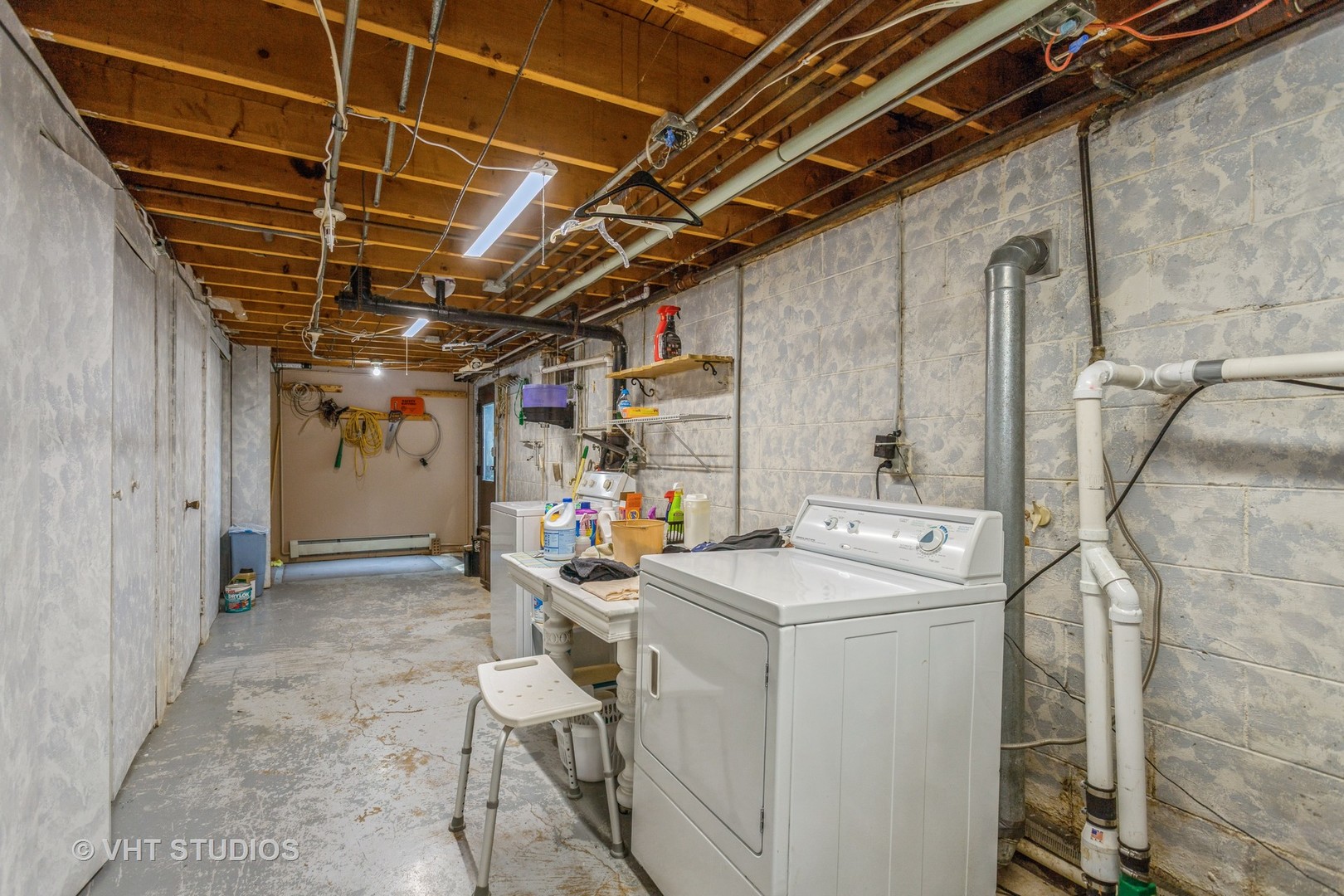 14119 West Maple Road Mokena, IL 60448 - Photo 23 of 47 a utility room with dryer and washer