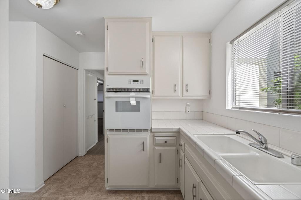 1335 Edgewood Way Oxnard, CA 93030 - Photo 14 of 27