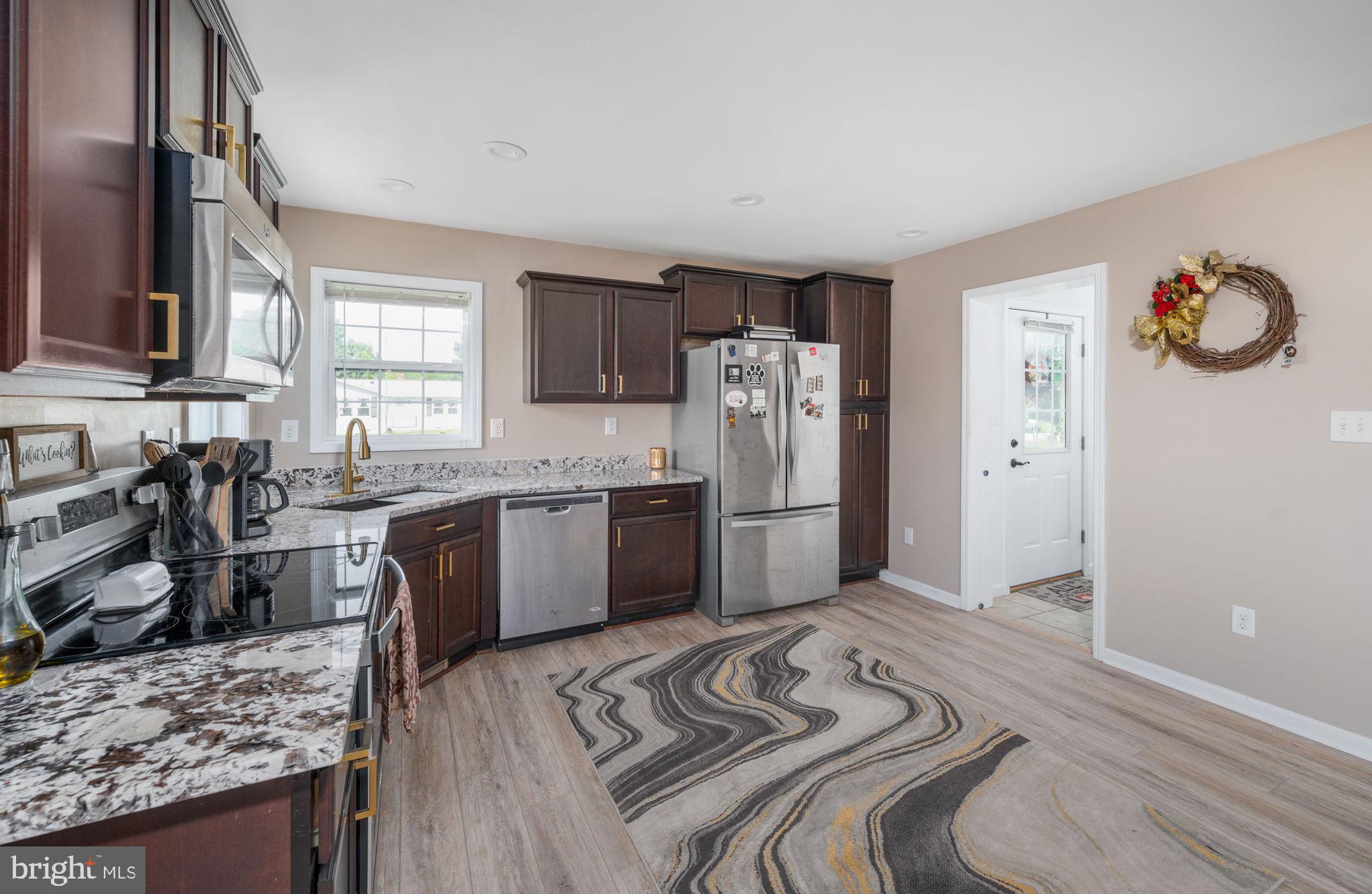 340 Blackwell Road Colonial Beach, VA 22443 - Photo 10 of 44 Gallery Image 10
