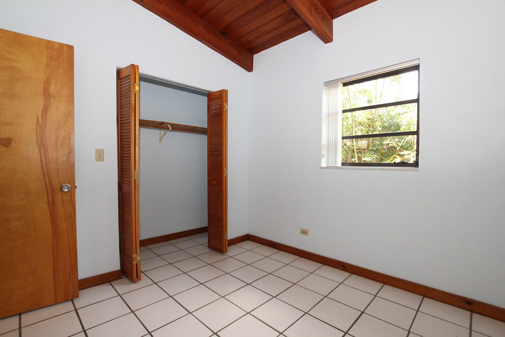 224 2nd Road Key Largo, FL 33037 - Photo 15 of 33 BEDROOM 9