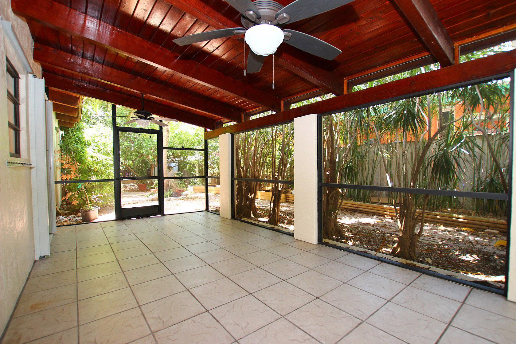 224 2nd Road Key Largo, FL 33037 - Photo 21 of 33 PORCH 2