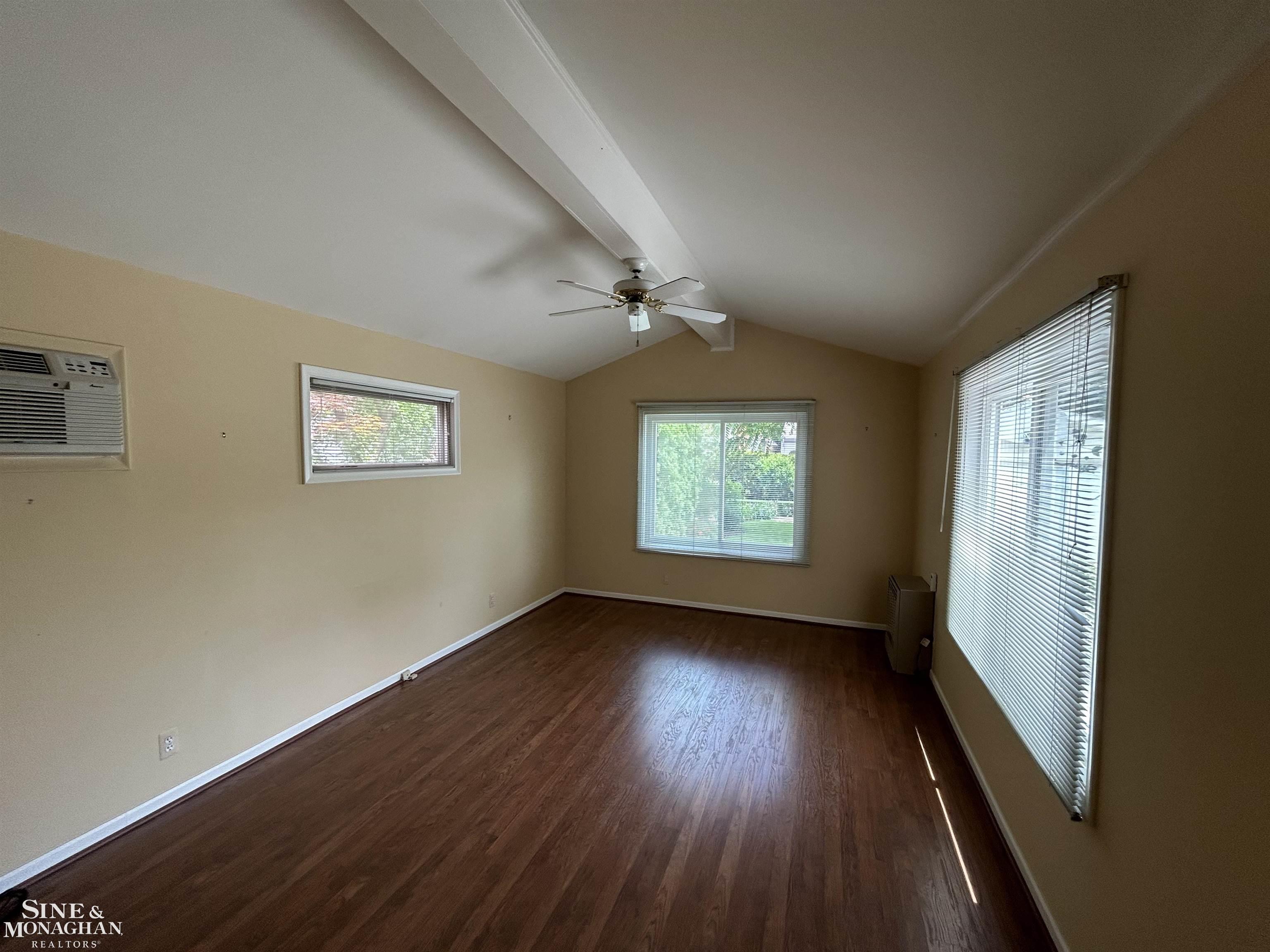 478 Fisher Road Grosse Pointe Farms, MI 48230 - Photo 4 of 10