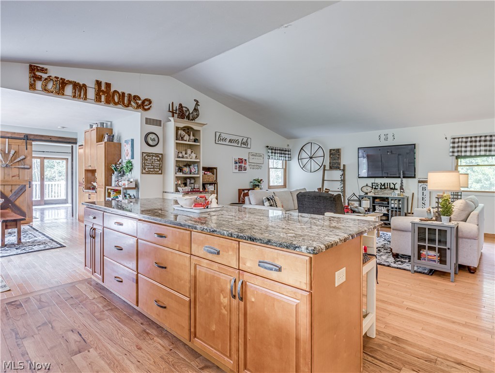 6949 Beach Road Medina, OH 44256 - Photo 11 of 35 Gallery Image 11