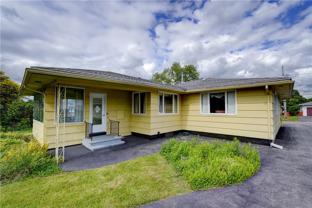 41 Leicestershire Road Irondequoit, NY 14621 - Photo 44 of 47