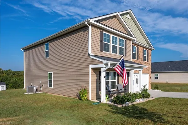 $320,000 | 229 Rebecca Avenue, Lexington, NC 27295