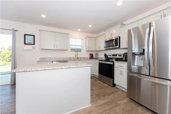 $320,000 | 229 Rebecca Avenue, Lexington, NC 27295