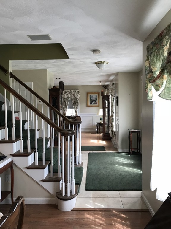 121 Pelham Road Dracut, MA 01826 - Photo 11 of 30 Gallery Image 11