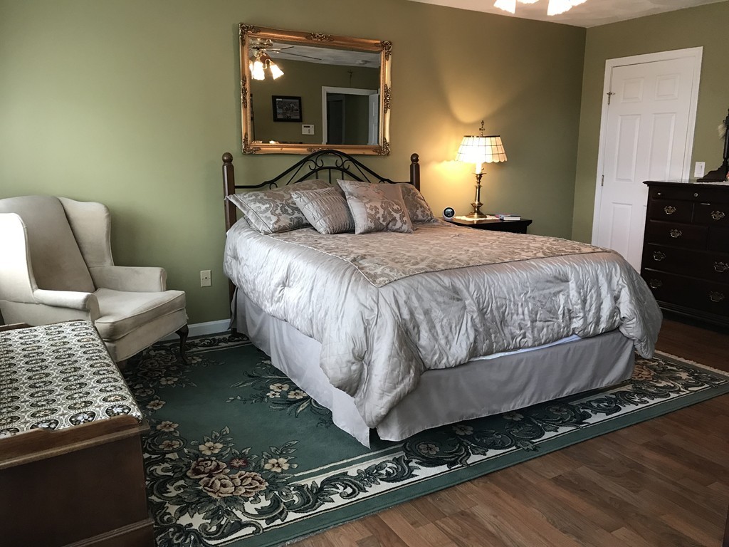 121 Pelham Road Dracut, MA 01826 - Photo 17 of 30 Gallery Image 17