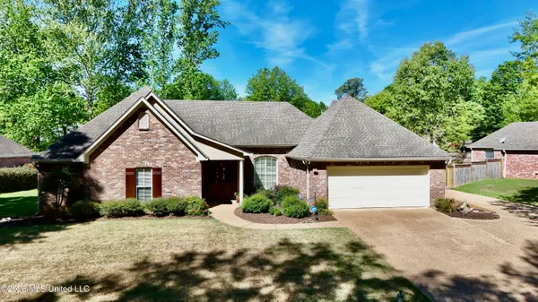 $369,900 | 202 Bruenburg Parkway, Clinton, MS 39056