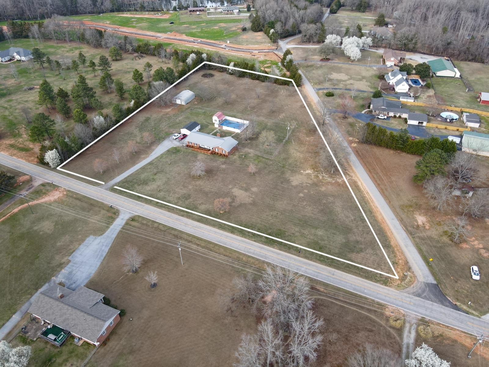 421 Blackstock Road Pauline, SC 29374 - Photo 3 of 29