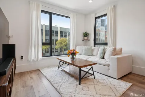 $898,000 | 1288 Howard Street, Unit 317, San Francisco, CA 94103