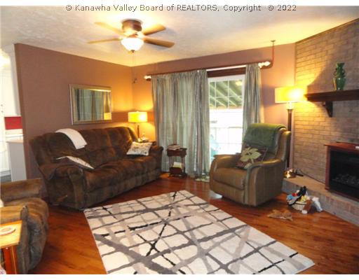 8 Maupin Road Milton, WV 25541 - Photo 4 of 8 Den/Family/Great Room.