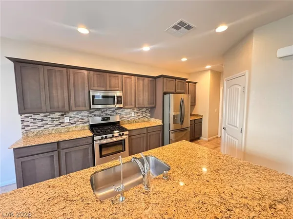$2,295 | 9229 Fire Rose Street, Las Vegas, NV 89178