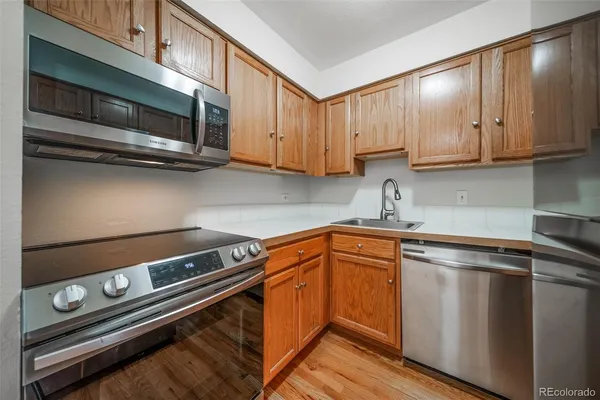$1,800 | 1350 Josephine Street, Unit 505, Denver, CO 80206