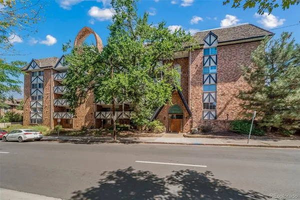 $1,800 | 1350 Josephine Street, Unit 505, Denver, CO 80206