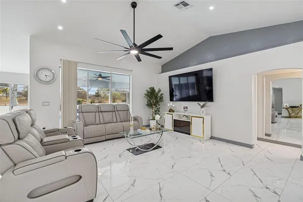 $2,995 | 1062 Greenturf Road, Spring Hill, FL 34608