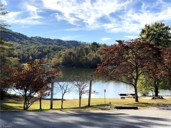 $29,500 | 2 Majestic Court, Boomer, NC 28606