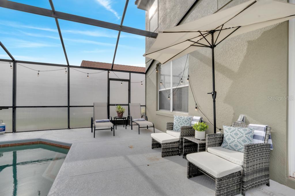 162 Cordova Avenue Davenport, FL 33897 - Photo 70 of 80 a living room with furniture